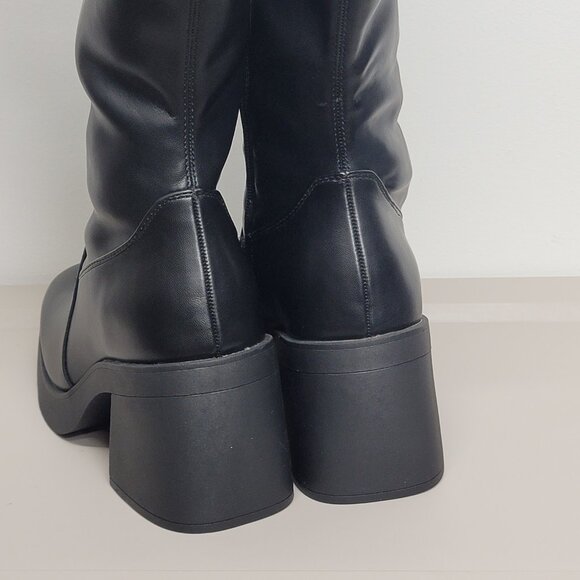 NWT Torrid Wide Calf Black Platform Stretch Knee Boots 8.5 WW 8.5WW - Picture 10 of 11